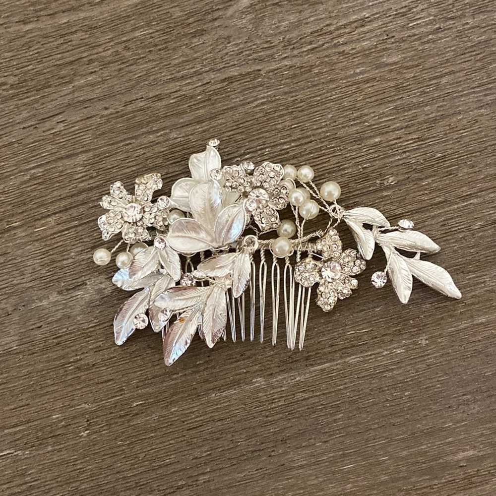 Wedding hair piece